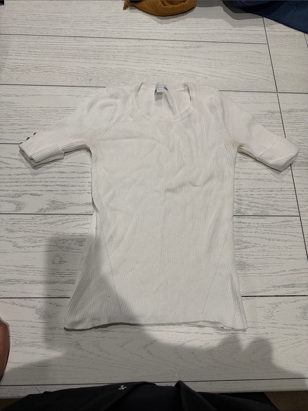 New York & Company White Ribbed Long Sleeve Tee